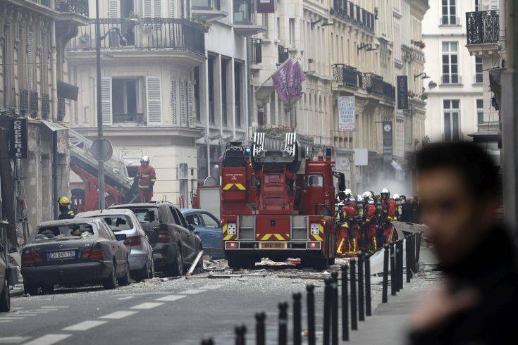 Πληροφορίες για δέκα τραυματίες από την έκρηξη στο Παρίσι