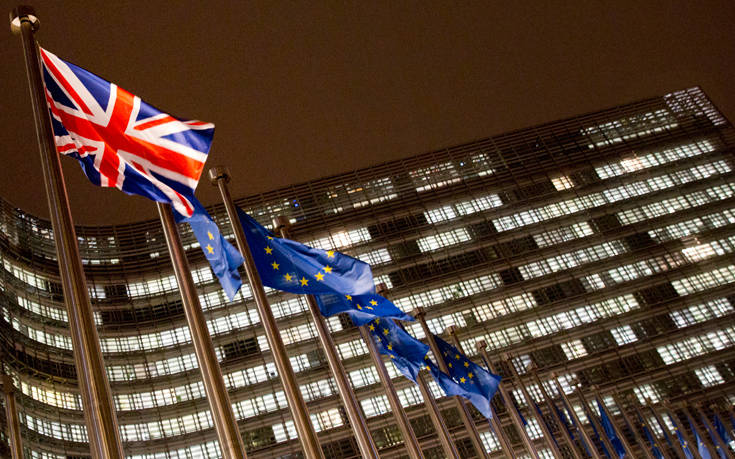 Διαβουλεύσεις στις Βρυξέλλες για το Brexit ενόψει της ψηφοφορίας της Τρίτης