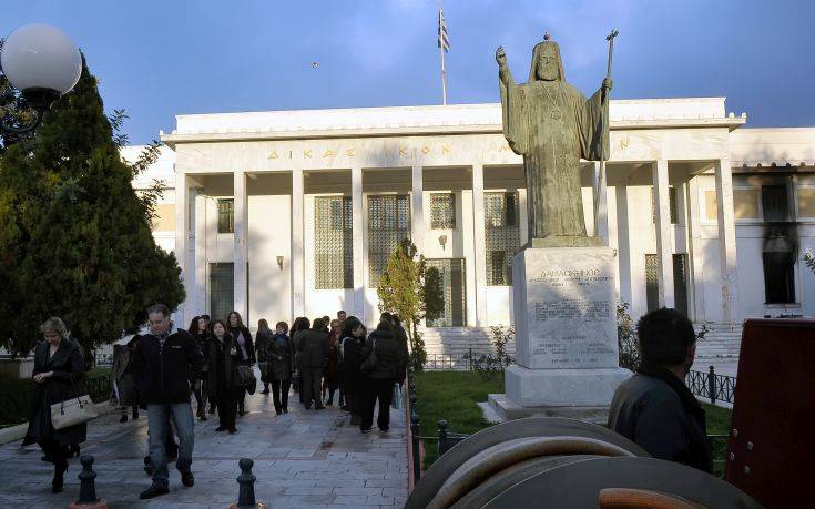 Επικίνδυνο το κτίριο του Δικαστικού Μεγάρου Κορίνθου