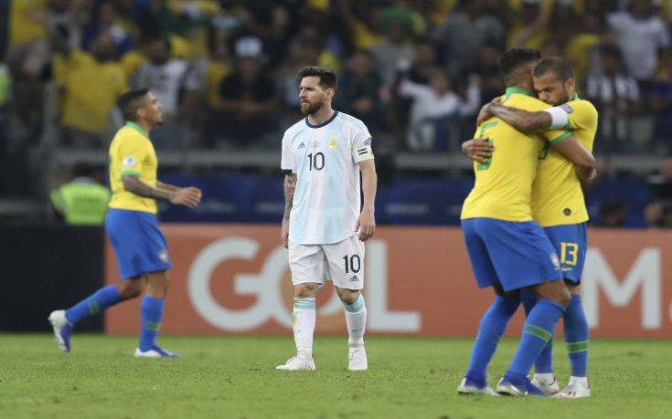 Η Αργεντινή τα δοκάρια, η Βραζιλία τα γκολ