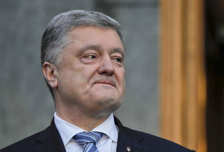 Ένας άνδρας επιτέθηκε στον πρώην πρόεδρο της Ουκρανίας, Πέτρο Ποροσένκο