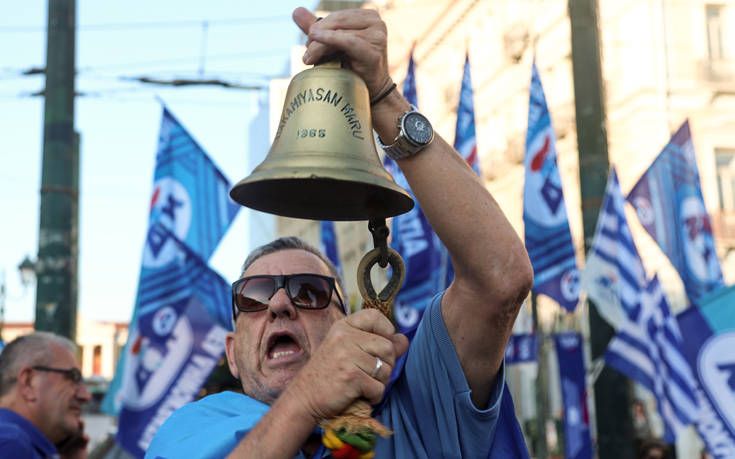 Εθνικές εκλογές 2019: Εικόνες από το εκλογικό κέντρο της ΝΔ στην Κλαυθμώνος