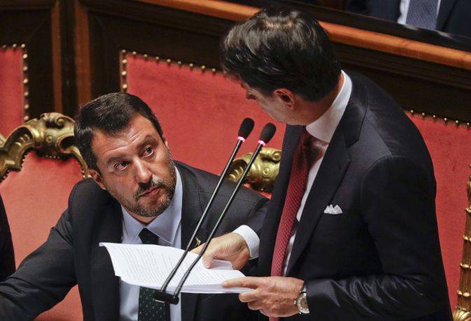 Σε πολιτική κρίση η Ιταλία