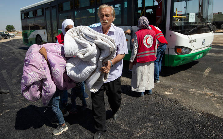 Τουρκία: 120.000 άνθρωποι έχουν φύγει από την Ιντλίμπ για να γλιτώσουν τις βόμβες