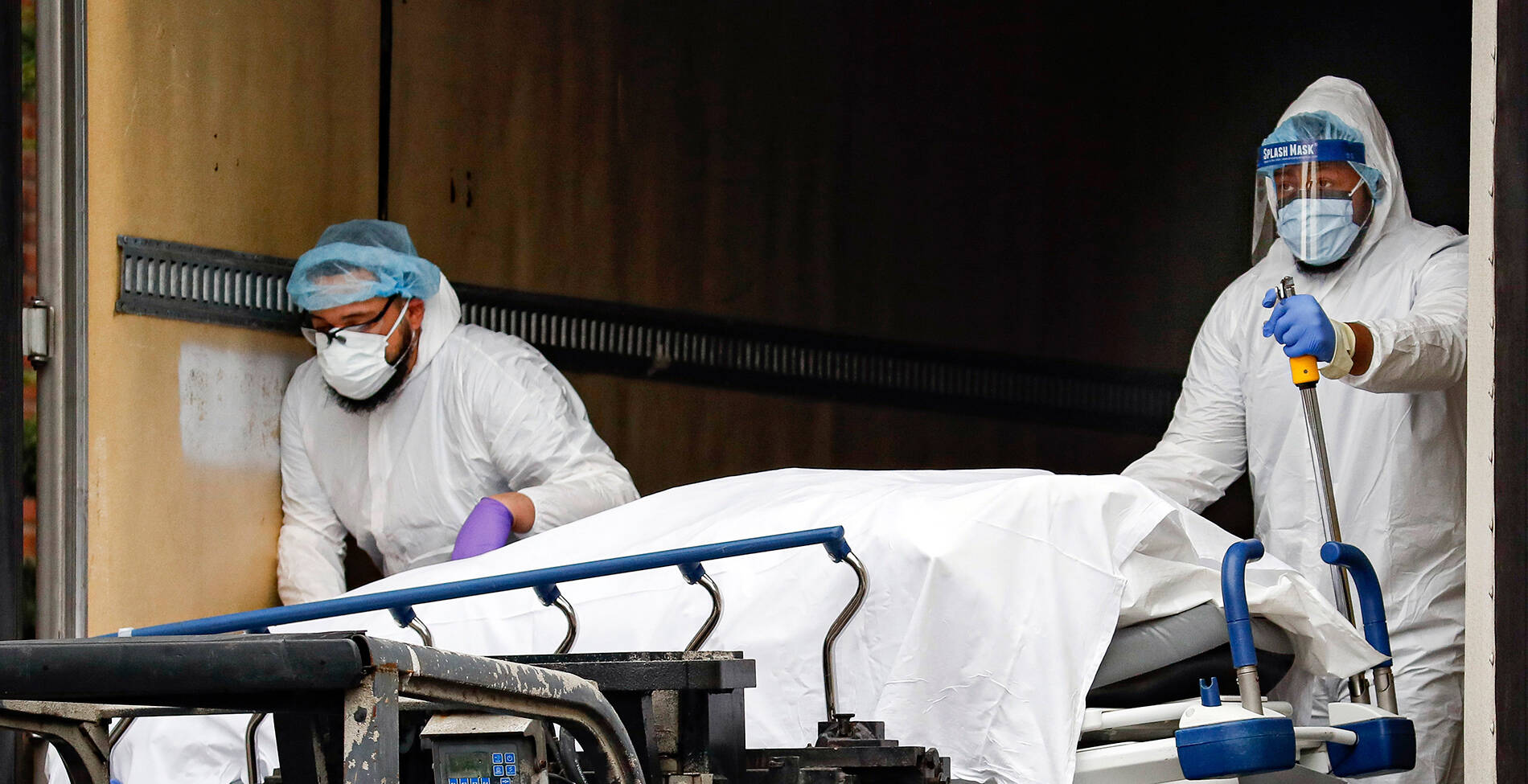 Κορονοϊός: Γιατί δεν γίνεται νεκροψία στα θύματα του φονικού ιού