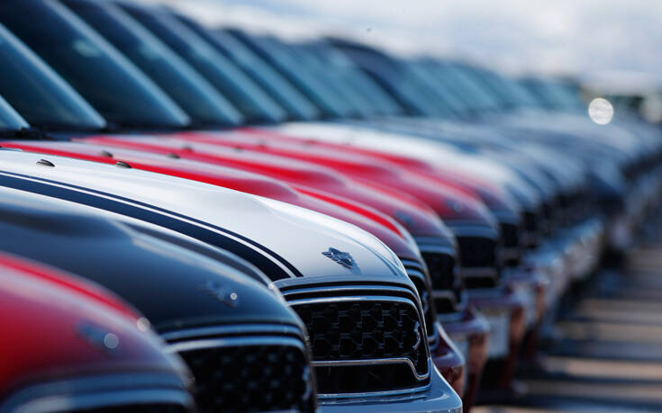 Πρωτοφανής μείωση στις πωλήσεις αυτοκινήτων στις «βαριές» οικονομίες της Ευρώπης