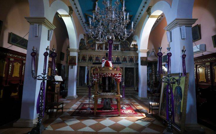 Κορονοϊός: Η Εκκλησία ξεκαθαρίζει για τον Επιτάφιο και το crash test της Κυριακής των Βαΐων