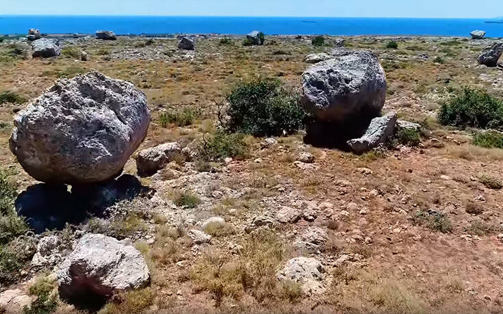 Οι μυστηριώδεις κυκλώπειοι βράχοι στην άκρη της Ελλάδας