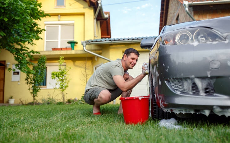 To κόλπο που πρέπει να ξέρεις αν πλένεις το αμάξι μόνος