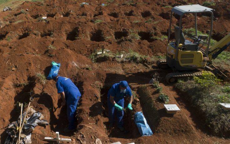 Περισσότεροι από 425.000 οι νεκροί από κορονοϊό σε όλο τον κόσμο