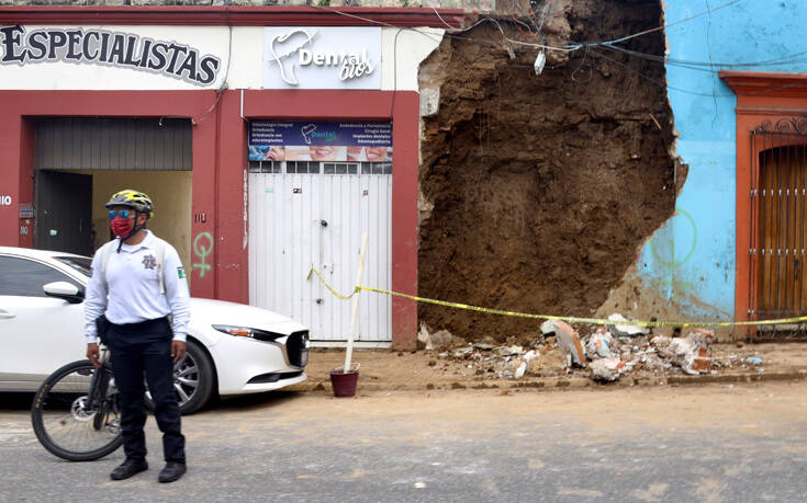 Δέκα οι νεκροί στο Μεξικό από τον σεισμό