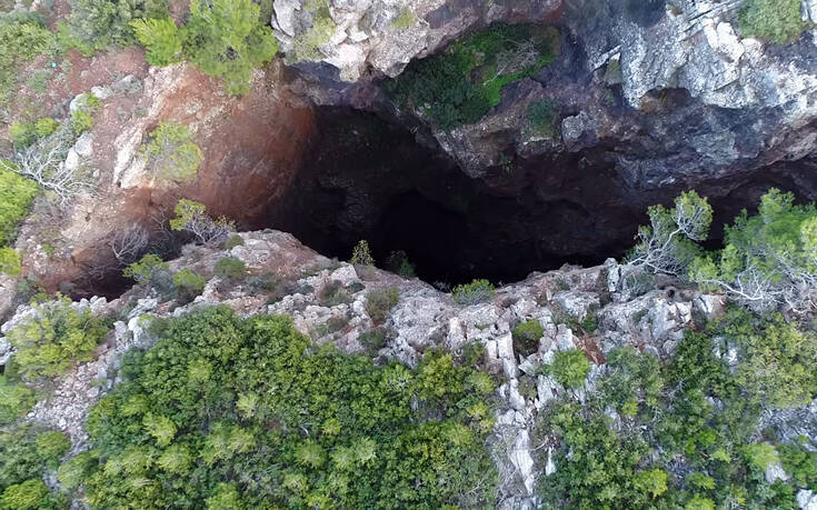 Το επικίνδυνο βουνό της Αττικής από ψηλά