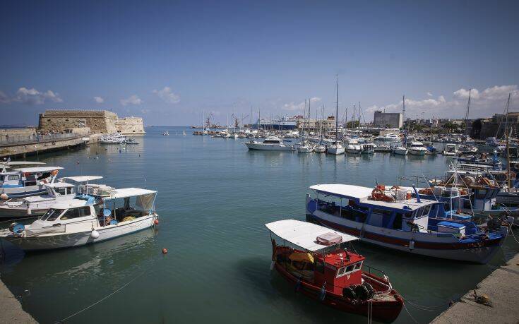Κρήτη: Συναγερμός στο λιμάνι του Ηρακλείου &#8211; Έκρηξη σε πλοίο