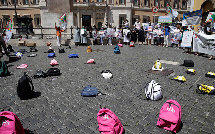 Ιταλία: Η κυβέρνηση θέλει να εξασφαλίσει την επιστροφή στα σχολεία τον Σεπτέμβριο