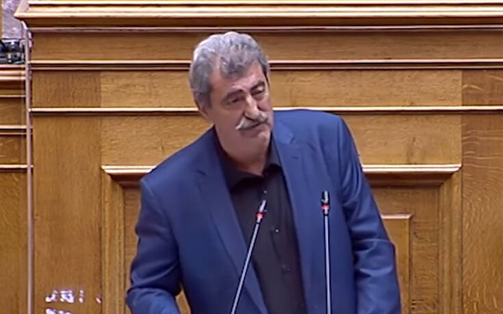 Ο Πολάκης σιγοτραγούδησε Στέλιο Καζαντζίδη για να μην αρθεί η βουλευτική ασυλία του