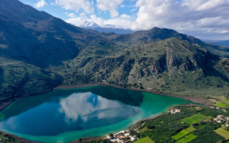Η «στοιχειωμένη» λίμνη της Κρήτης και οι θρύλοι που τη συνοδεύουν
