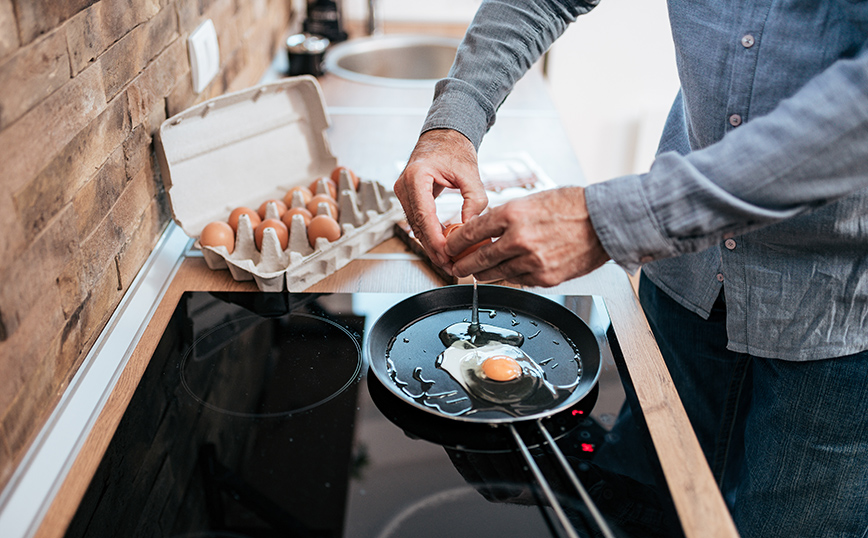 Το επαγγελματικό μυστικό για τα τηγανητά αυγά