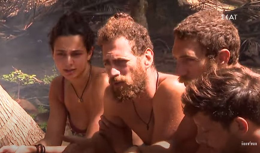 Survivor: Μεγάλη ένταση στην Κόκκινη ομάδα «Λες μ…ς» &#8211; «Δεν έχεις πλύνει ούτε ένα πιάτο»