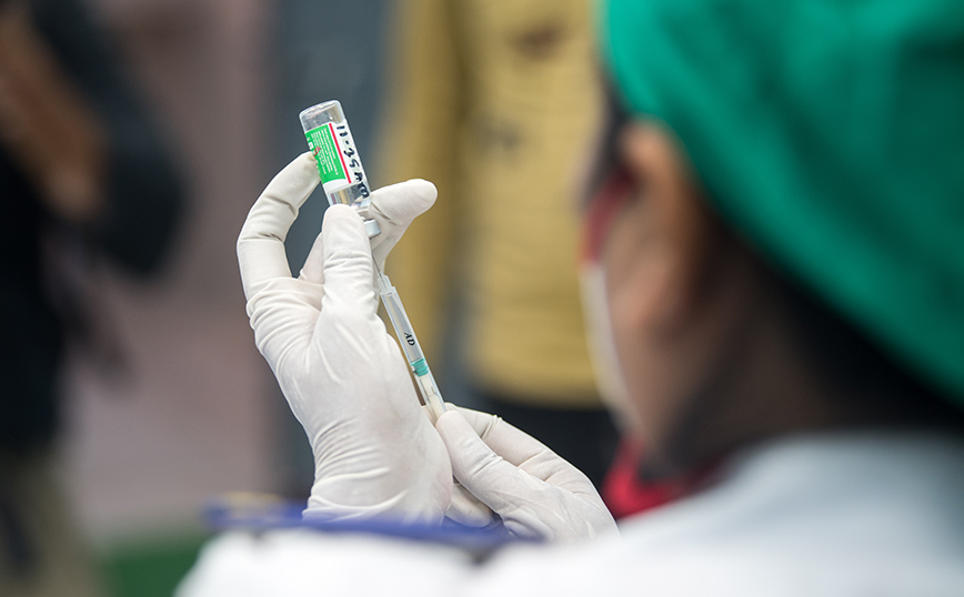 Η Ουγγαρία έδωσε άδεια σε ένα νέο κινέζικο εμβόλιο και στο ινδικό CoviShield