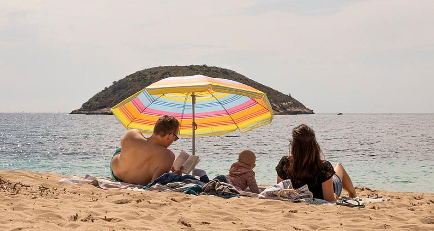 Κούρσα Covid free νησιών στη Μεσόγειο για περισσότερους τουρίστες