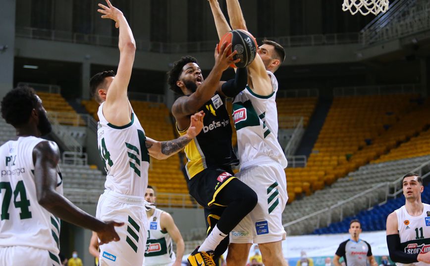 Basket League: Να τελειώσει τη σειρά ο Παναθηναϊκός, να μείνει ζωντανή η ΑΕΚ