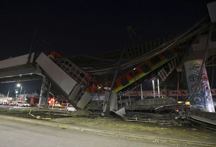 Τραγωδία στο Μεξικό: 13 νεκροί έπειτα από κατάρρευση γέφυρας του Μετρό