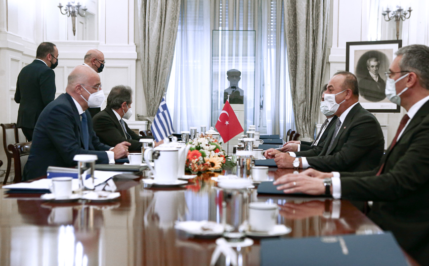 Συνάντηση Δένδια &#8211; Τσαβούσογλου: Οι 25 τομείς της οικονομικής συνεργασίας Ελλάδας &#8211; Τουρκίας