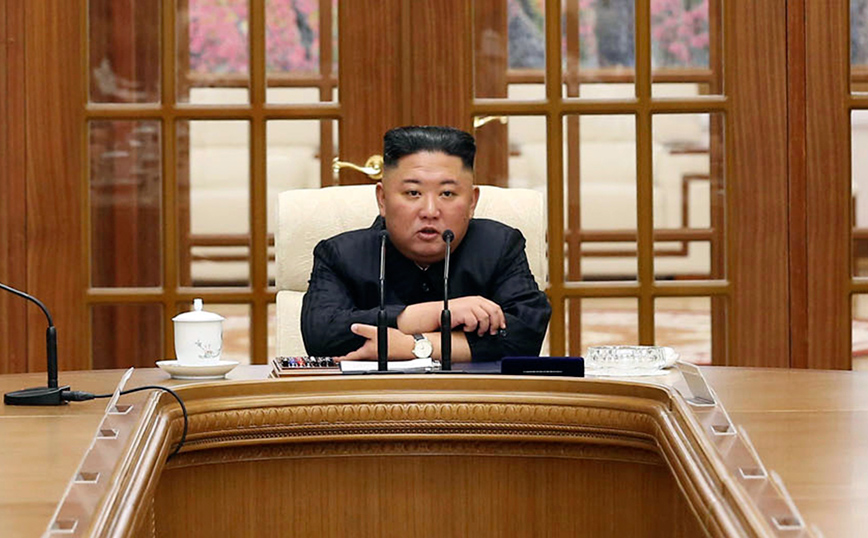 Βόρεια Κορέα: Όλοι κλαίνε για τον αδυνατισμένο ηγέτη Κιμ Γιονγκ Ουν
