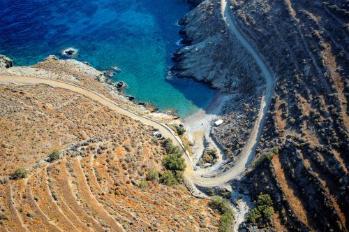 Φολέγανδρος: Μυστήριο με νεκρή γυναίκα &#8211; Βρέθηκε στη θάλασσα με τα ρούχα