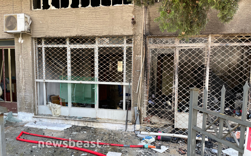 Περιστέρι: Εικόνες από την φωτιά μετά από την έκρηξη σε κατάστημα