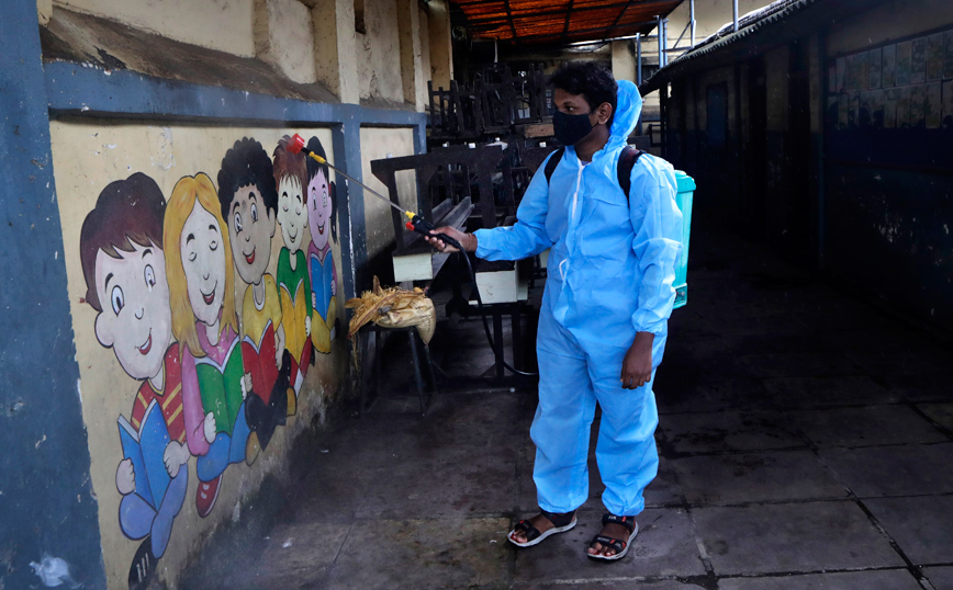 Ινδία &#8211; κορονοϊός: Έξαρση κρουσμάτων &#8211; Σε μία μέρα καταγράφηκαν πάνω από 14.000 νέες μολύνσεις