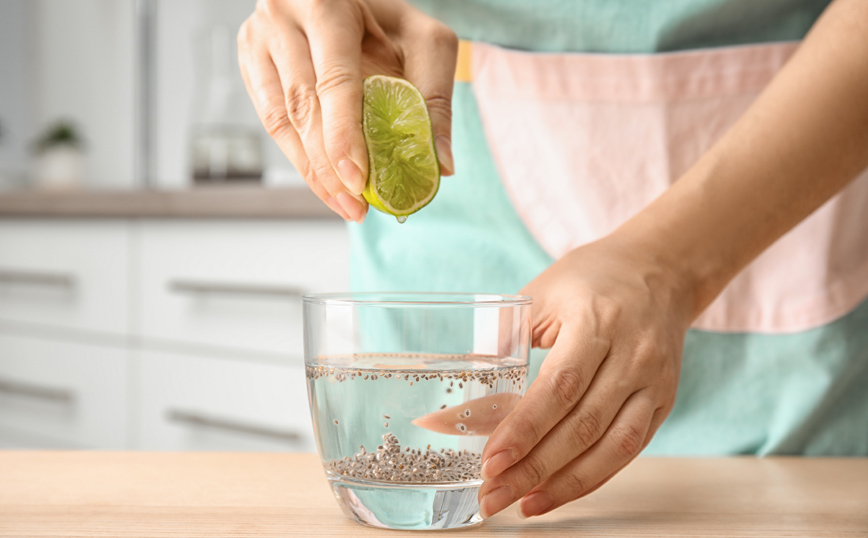 Νερό με σπόρους τσία Νερό με σπόρους τσία