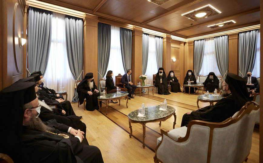 Μητσοτάκης - Ιερά Σύνοδος Μητσοτάκης - Ιερά Σύνοδος