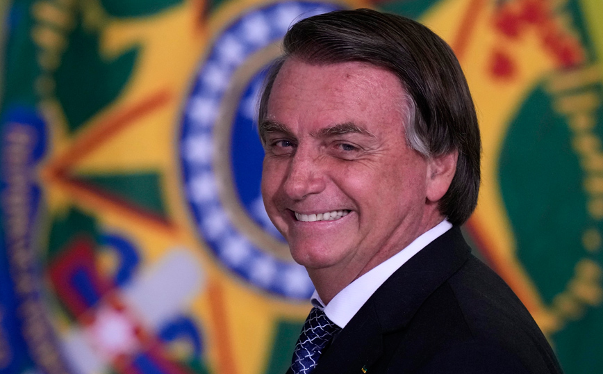 Μπολσονάρου: Απίστευτες σπατάλες ως πρόεδρος της Βραζιλίας &#8211; Πλήρωσε 13.000 ευρώ σε βενζινάδικο