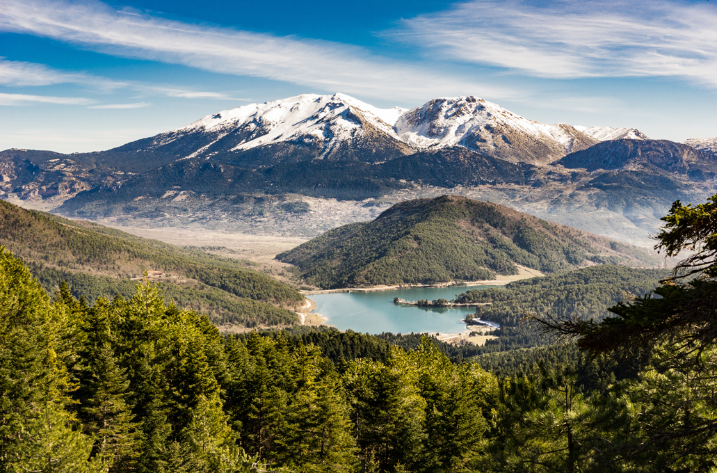 Η λίμνη Δόξα από ψηλά Η λίμνη Δόξα από ψηλά