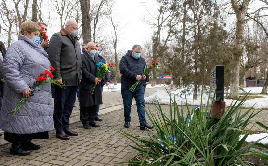 Στεφάνι από Νίκο Δένδια Στεφάνι από Νίκο Δένδια