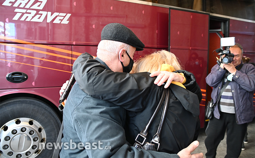 Ουκρανοί πολίτες επισττέφουν από την Ελλάδα στο Κίεβο Ουκρανοί πολίτες επισττέφουν από την Ελλάδα στο Κίεβο