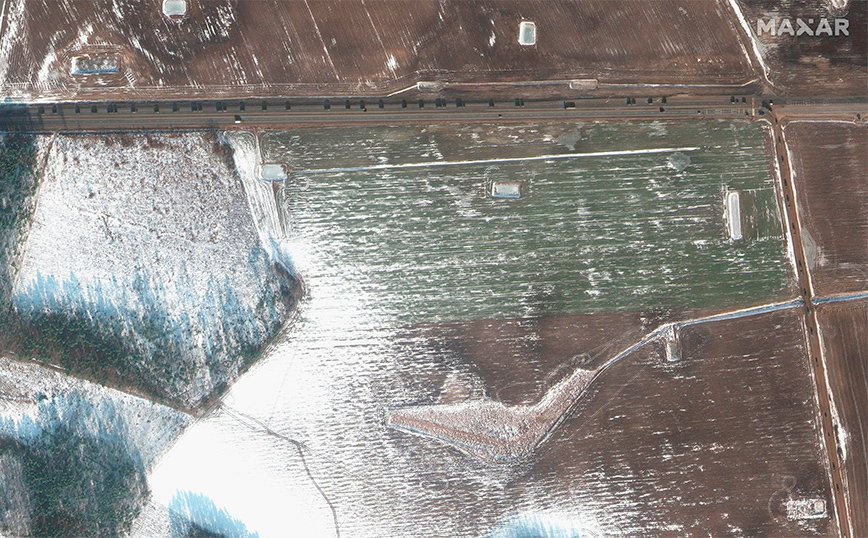 Ουκρανία &#8211; Απόσυρση δυνάμεων: Διαψεύδουν τη Μόσχα οι δορυφορικές φωτογραφίες