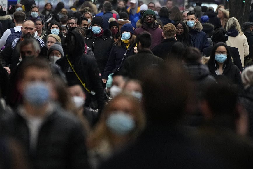 Βρετανία: Ραγδαία αύξηση κρουσμάτων μετά την πλήρη άρση των μέτρων