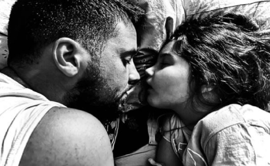 Ο Μάνος Δασκαλάκης κοιμάται μαζί με την Τζωρτζίνα Ο Μάνος Δασκαλάκης κοιμάται μαζί με την Τζωρτζίνα