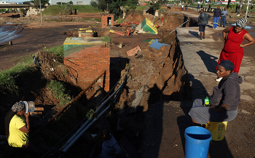 Πλημμύρες στη Νότια Αφρική Πλημμύρες στη Νότια Αφρική