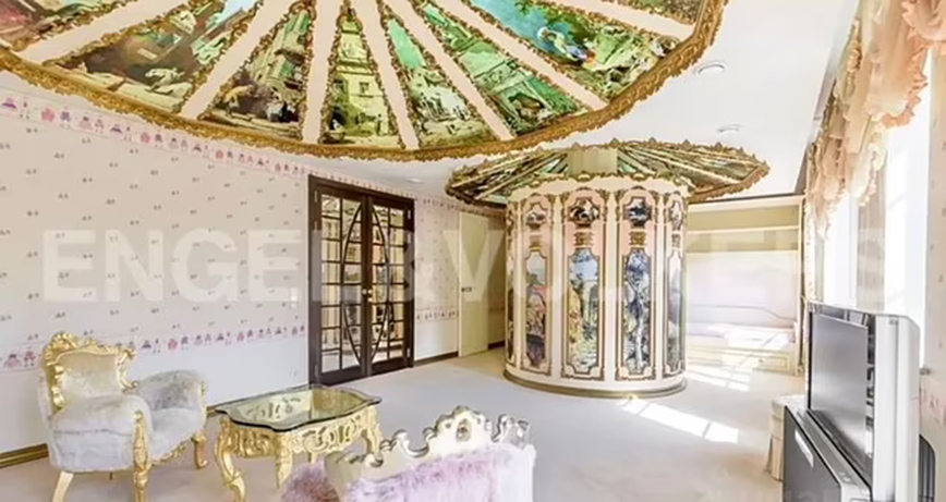 Ρετιρέ της κόρης του Πούτιν Ρετιρέ της κόρης του Πούτιν