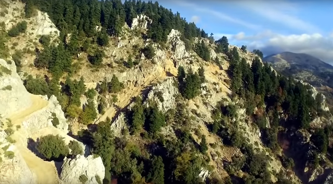 Πατιόπουλο- Περδικάκι: Ένας από τους πιο επικίνδυνους δρόμους όχι μόνο στην Ελλάδα αλλά και στον κόσμο Πατιόπουλο- Περδικάκι: Ένας από τους πιο επικίνδυνους δρόμους όχι μόνο στην Ελλάδα αλλά και στον κόσμο