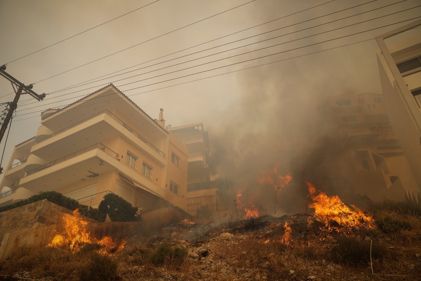 Φωτιές: 60 κτίρια έχουν χαρακτηριστεί μέχρι στιγμής επικίνδυνα &#8211; Έχουν πραγματοποιηθεί 151 αυτοψίες