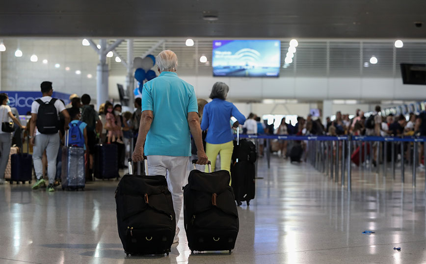 Στα ύψη η επιβατική κίνηση στα αεροδρόμια της χώρας