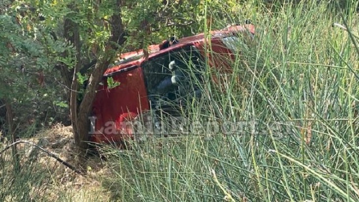 Λαμία: Δέντρο «έσωσε» οικογένεια που έπεσε με το αυτοκίνητό της σε γκρεμό