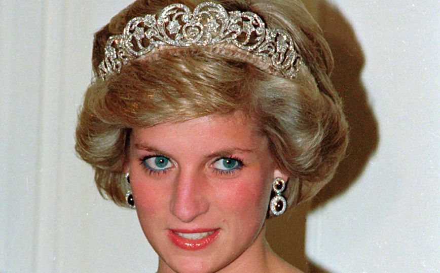Προσωπικά αντικείμενα της πριγκίπισσας Νταϊάνας θα πωληθούν σε δημοπρασία – Δύο φορέματα ξεχωρίζουν