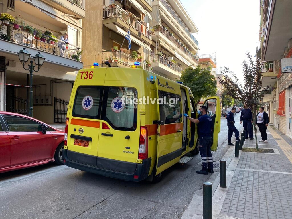 Θεσσαλονίκη: 24χρονη έπεσε από το μπαλκόνι &#8211; Νοσηλεύεται με πολλαπλές κακώσεις στο νοσοκομείο