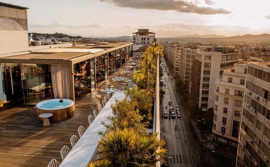 Το νέο εστιατόριο του Brown Acropol hotel συνδυάζει τη μοντέρνα γαστρονομία με την αυθεντική αστική κουλτούρα