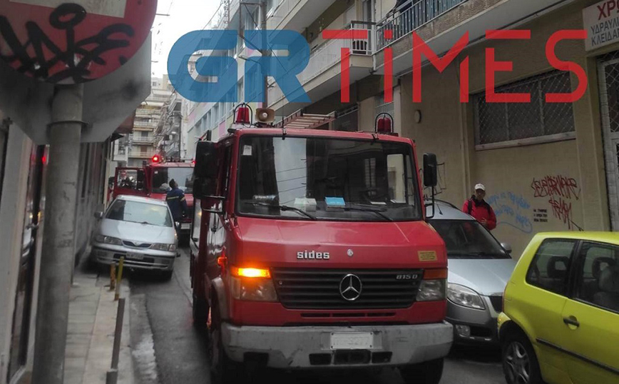 Θεσσαλονίκη: Φωτιά σε διαμέρισμα στο Φάληρο &#8211; Βρέθηκε απανθρακωμένη σορός